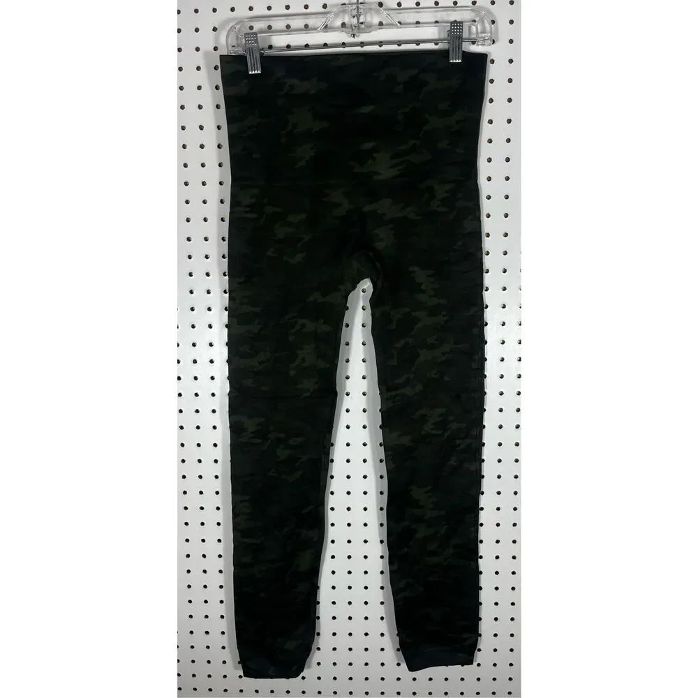 Spanx look at me now seam less leggings camo print size 1x